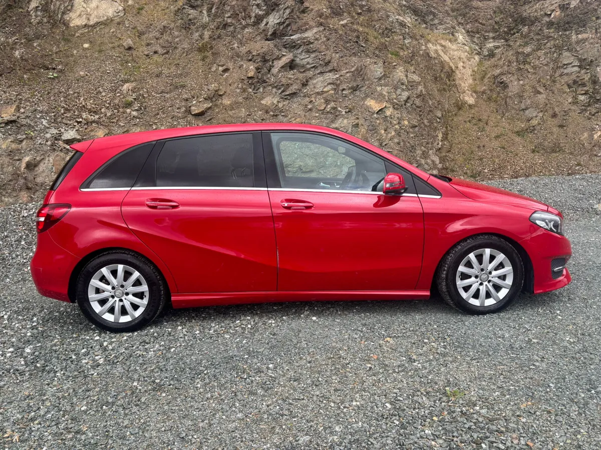 2015 MERCEDES B - CLASS SPORT - PAN ROOF - Image 2
