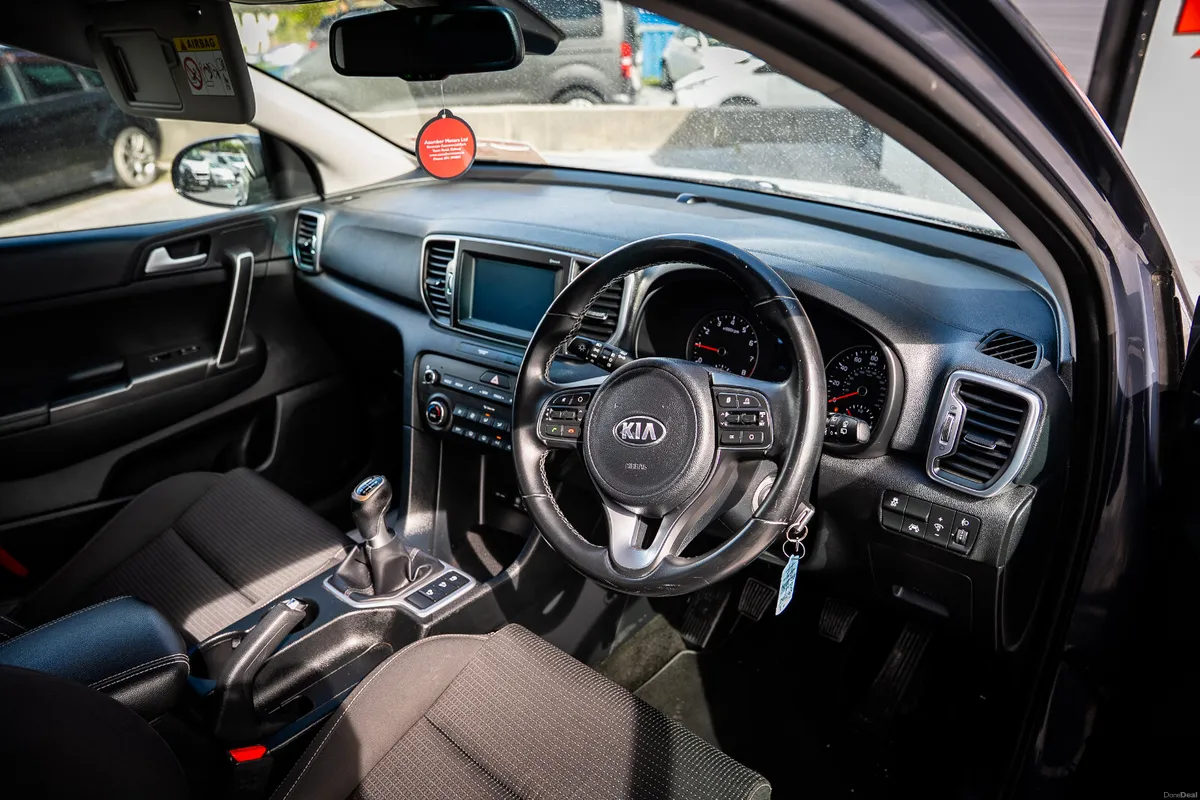 Kia Sportage 2016 Petrol - Image 6