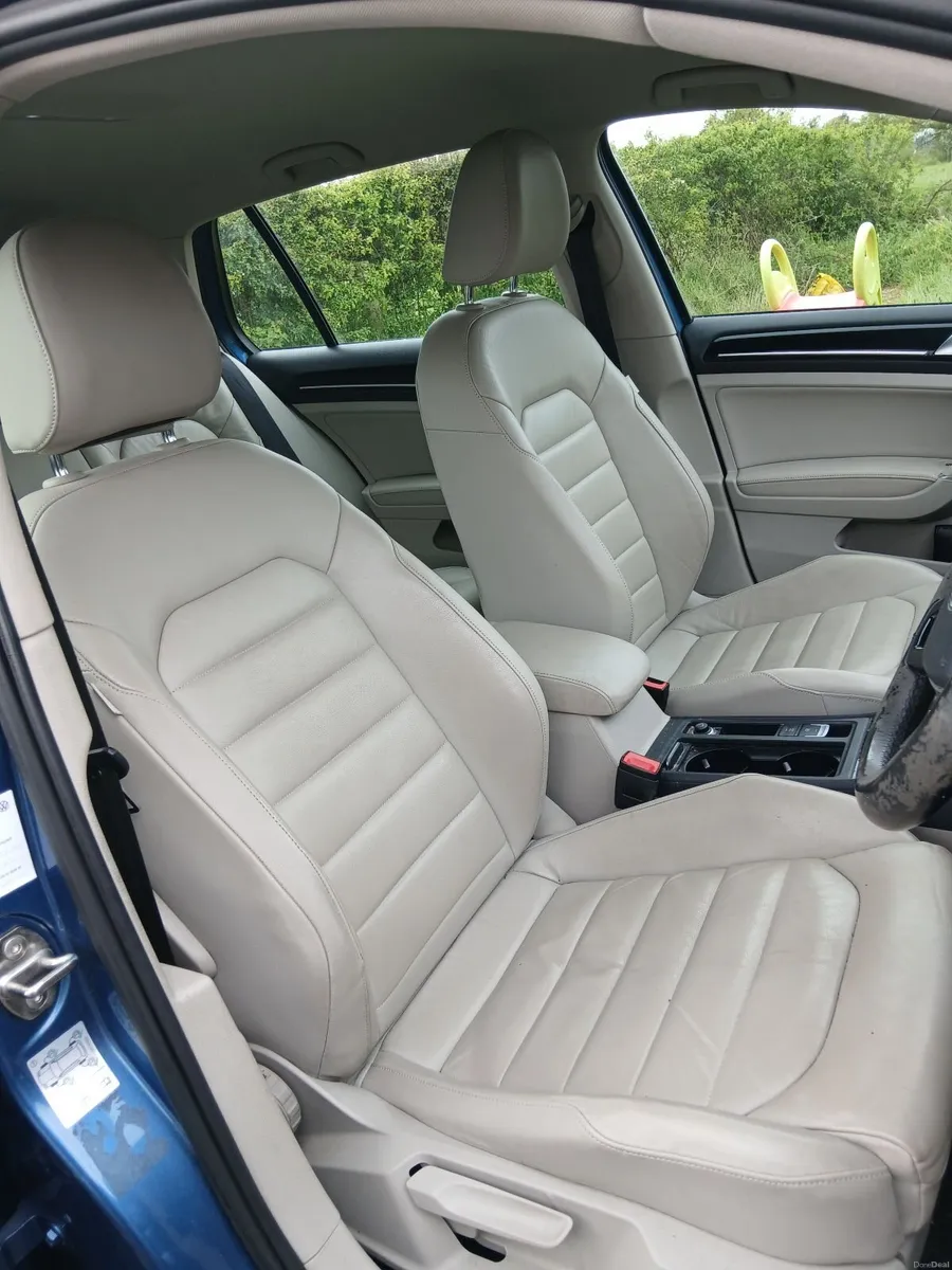Volkswagen Golf 2014 - Image 3