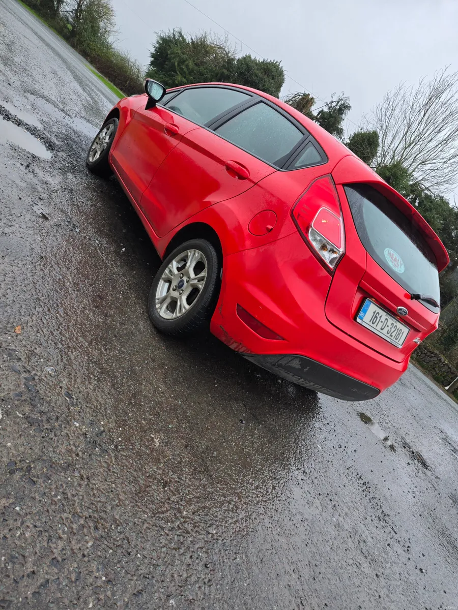2016 Ford Fiesta Zetec - Image 3