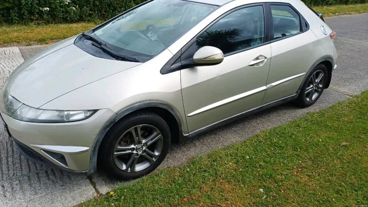 Honda civic 1.3 new nct - Image 2