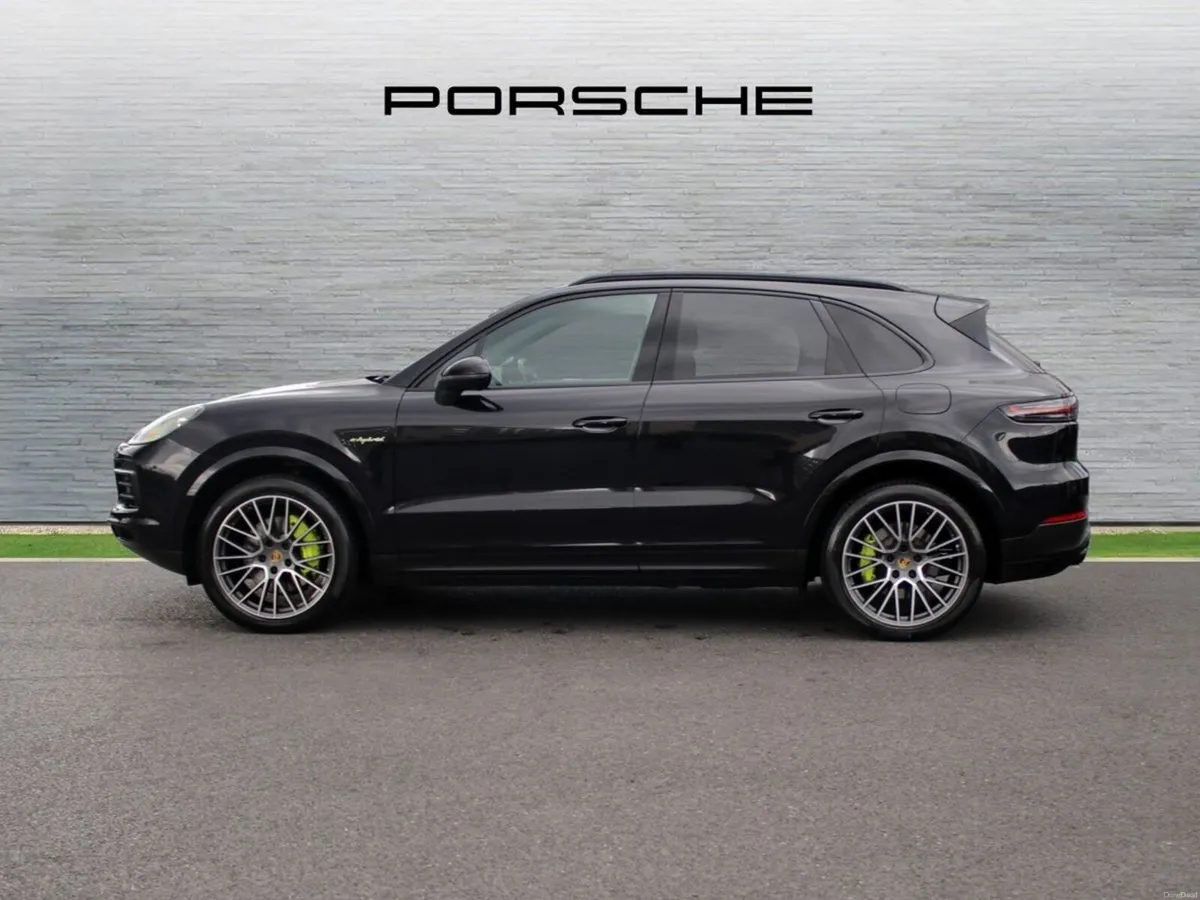 Porsche Cayenne E-Hybrid - Image 3