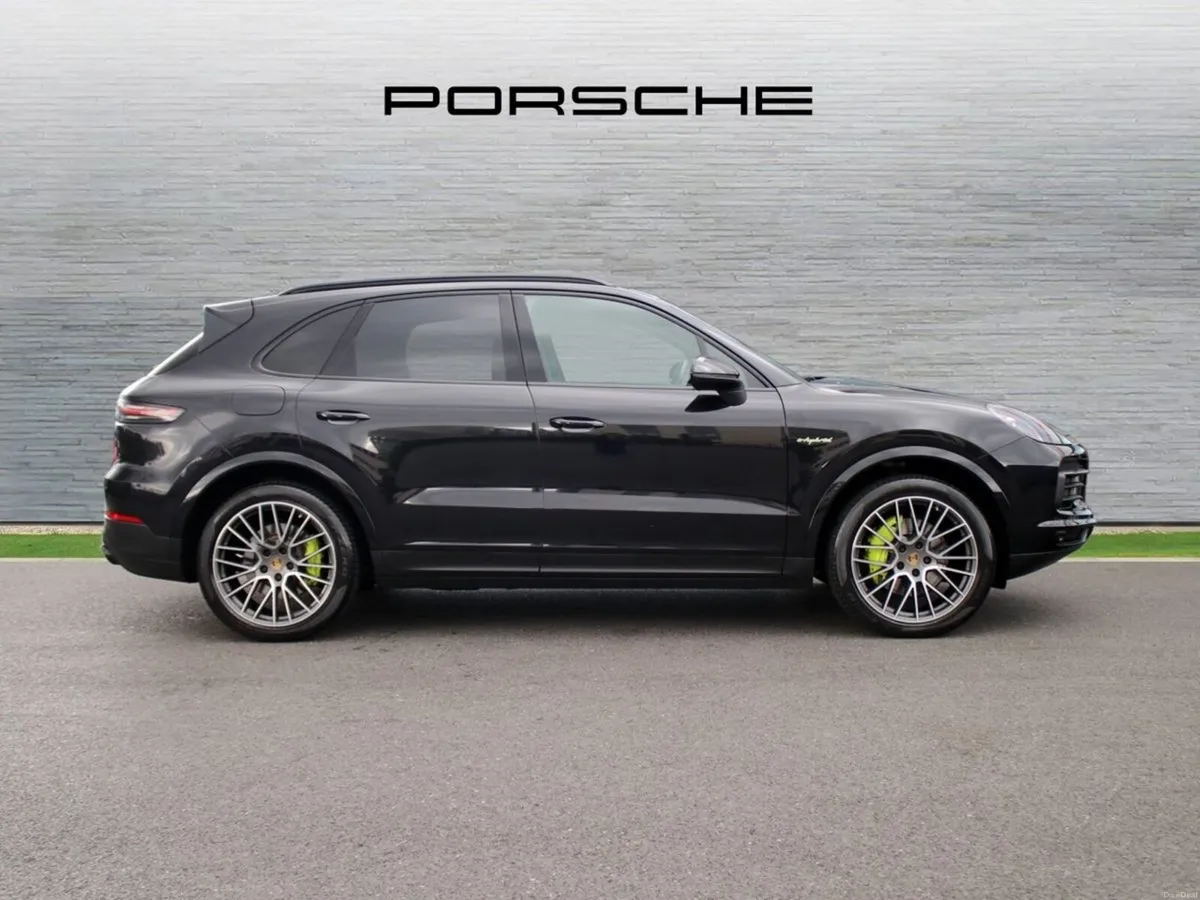 Porsche Cayenne E-Hybrid - Image 4