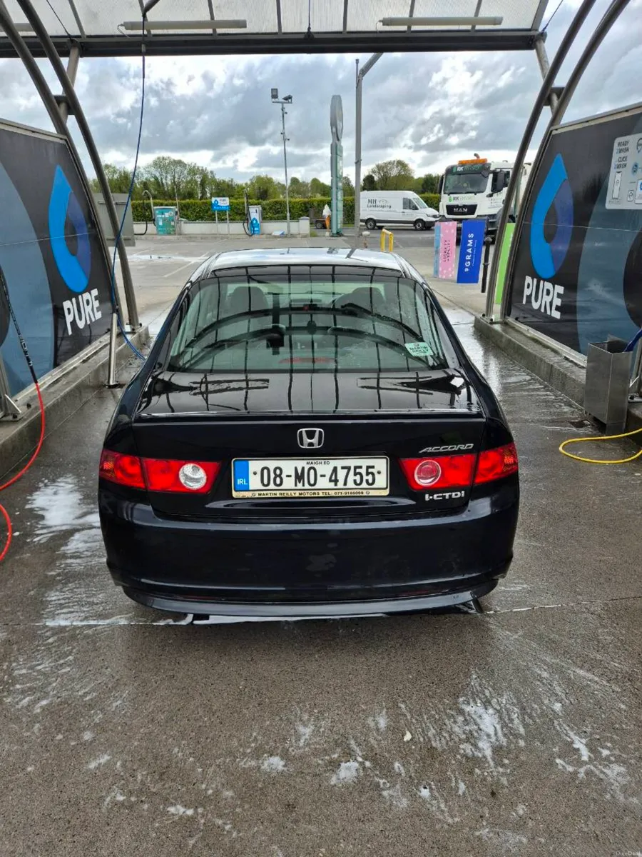 Honda Accord 2008 2.2 diesel - Image 2