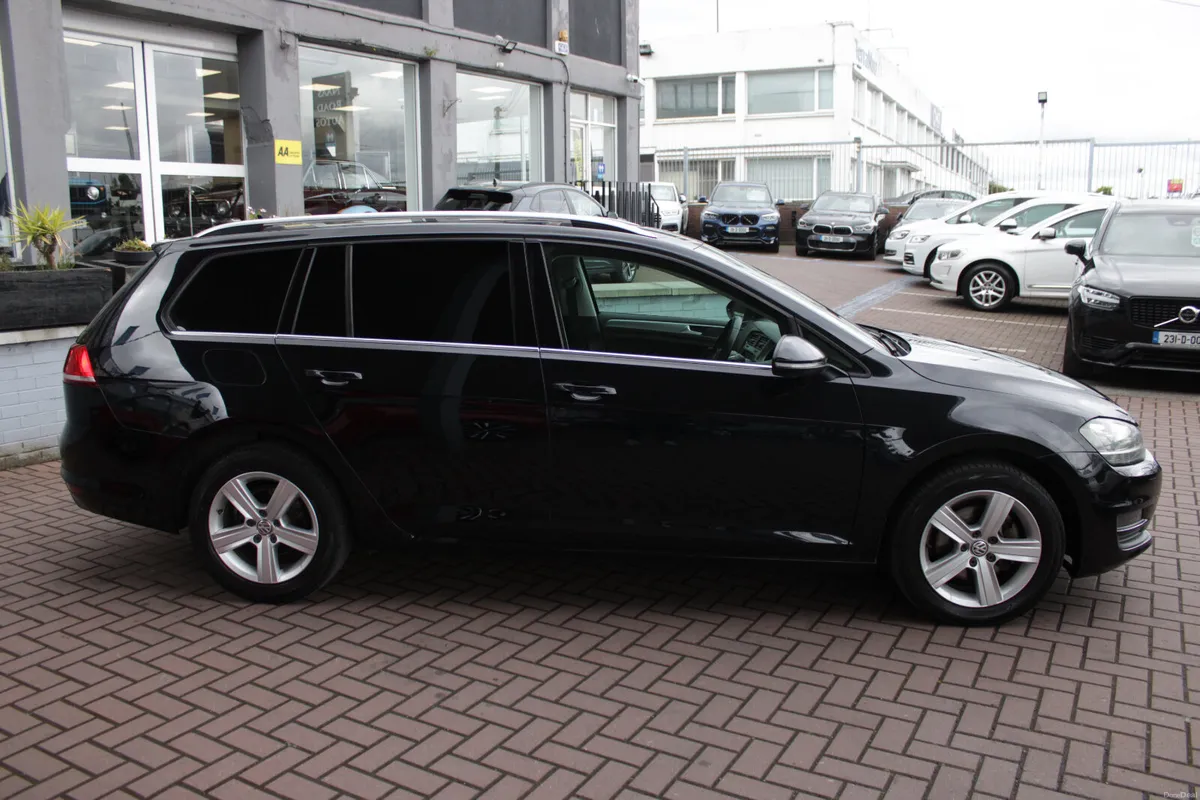 2016 VOLKSWAGEN GOLF ESTATE 1.2 5DR HATCHBACK AUTO - Image 3