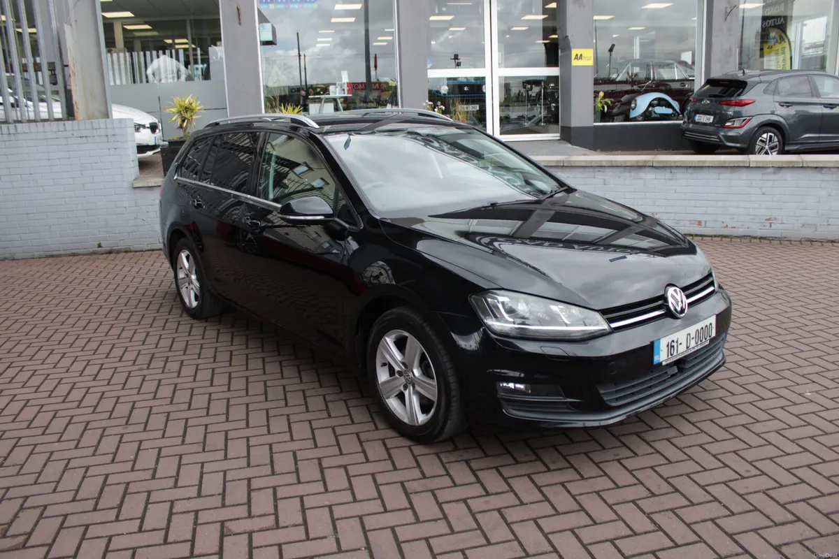 2016 VOLKSWAGEN GOLF ESTATE 1.2 5DR HATCHBACK AUTO - Image 1