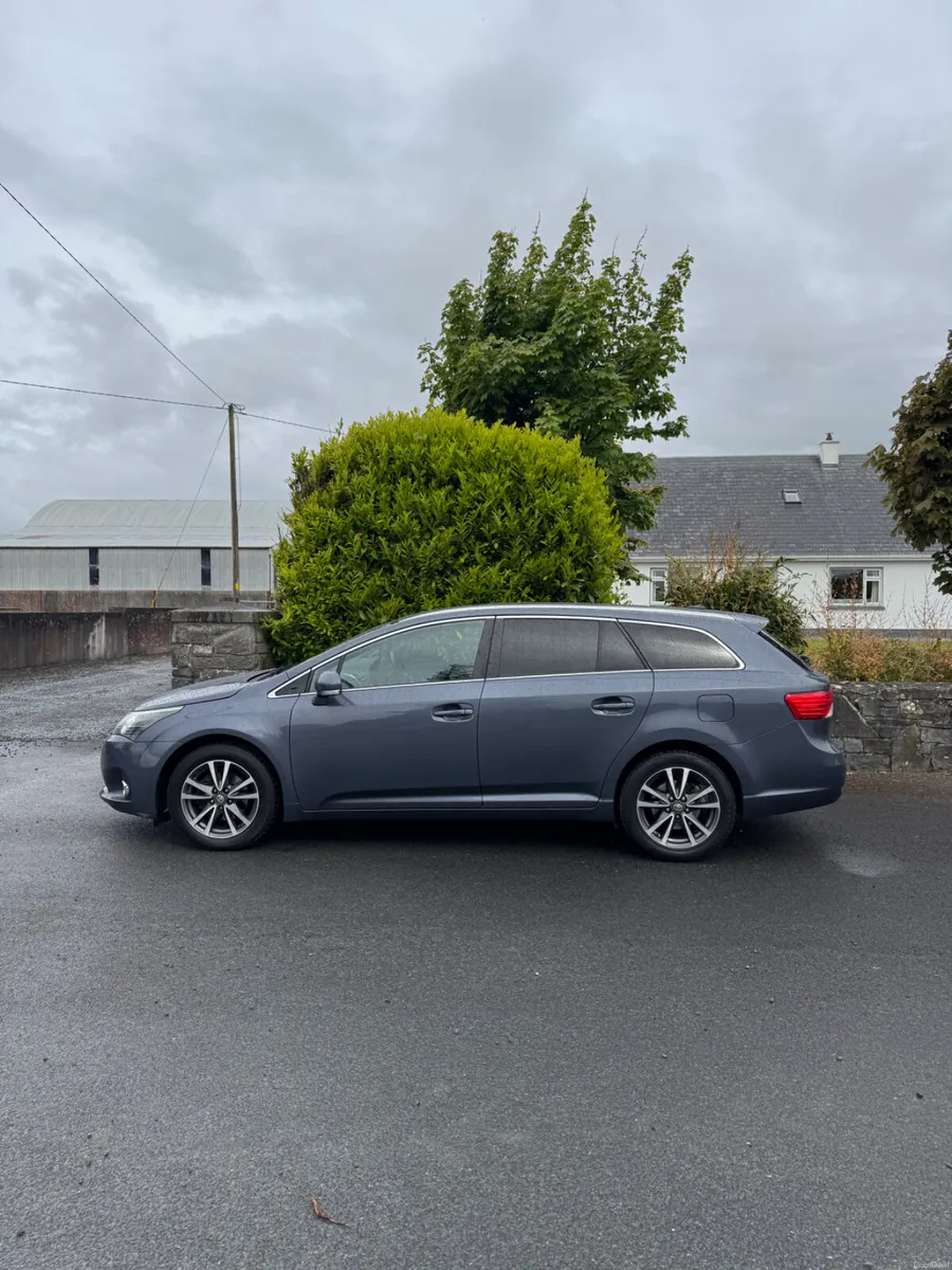 Toyota Avensis 2014 - Image 4