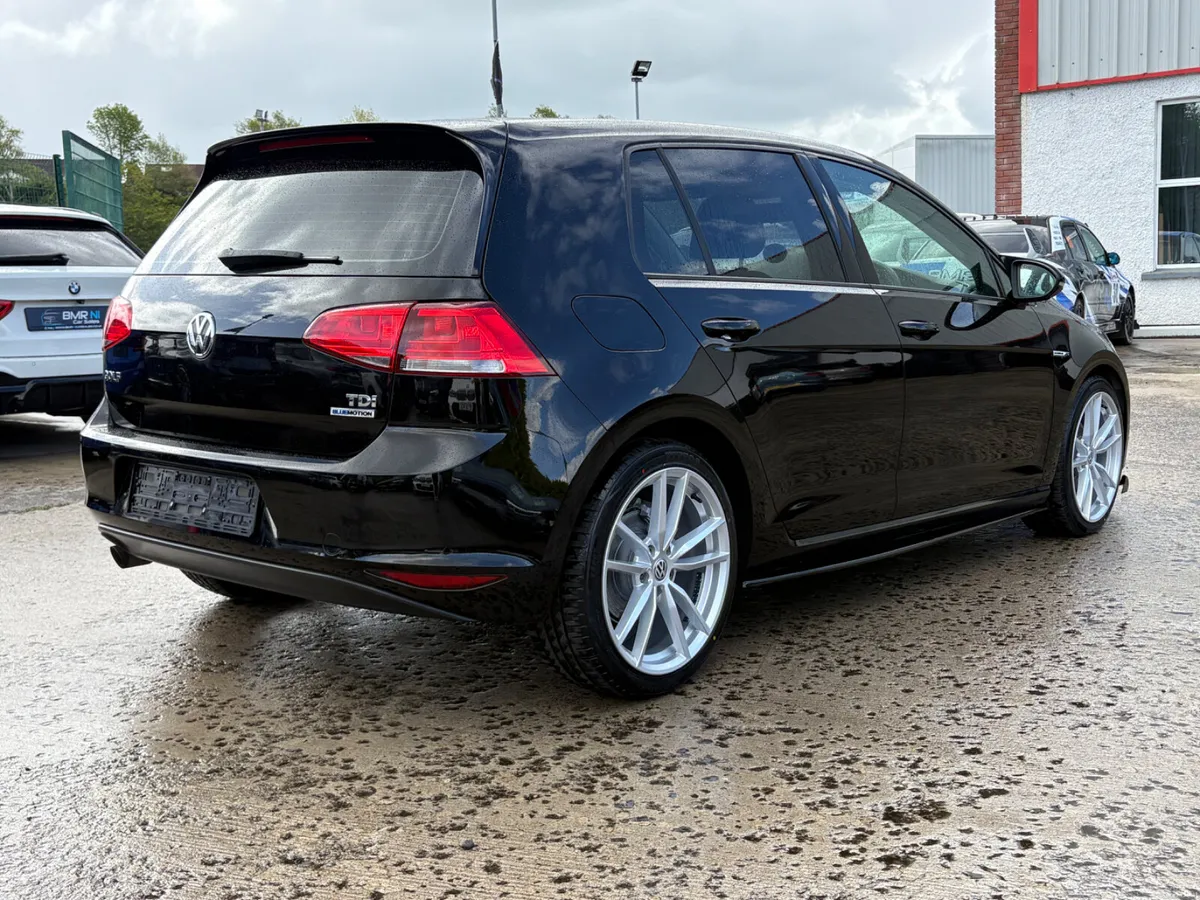 2015 VW GOLF 1.6 TDI MK7 6Spd BLUEMOTION - Image 4