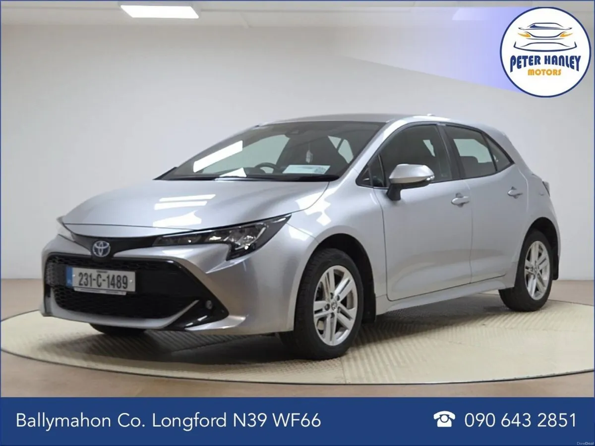 Toyota Corolla 1.8 Hybrid Luna Hatchback - Image 3