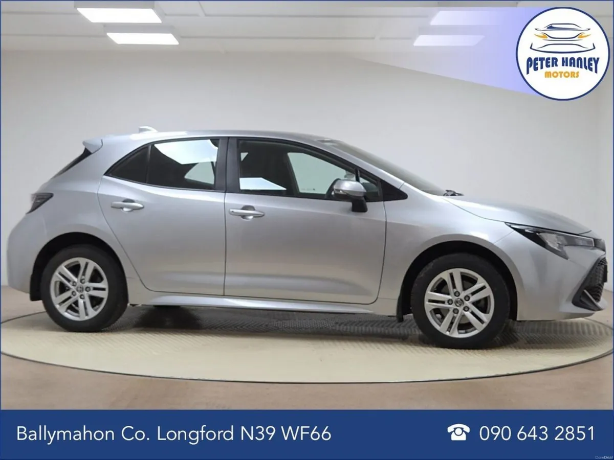 Toyota Corolla 1.8 Hybrid Luna Hatchback - Image 4