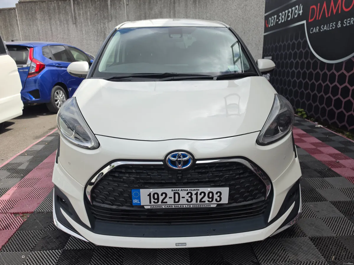 2019 TOYOTA SIENTA GRADE 4,5  ONLY74KM - Image 2