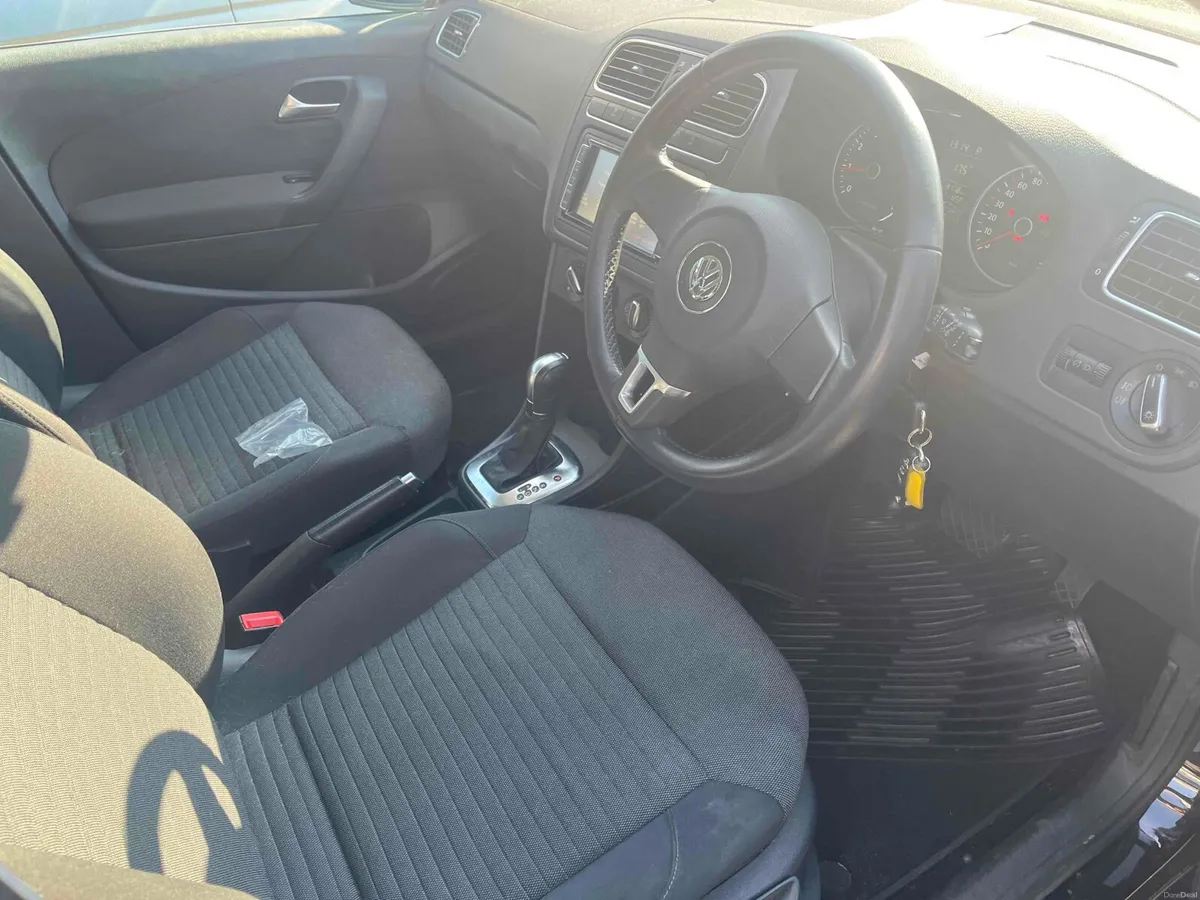 VOLKSWAGEN POLO 1.2 TSI AUTO 2014 - Image 4