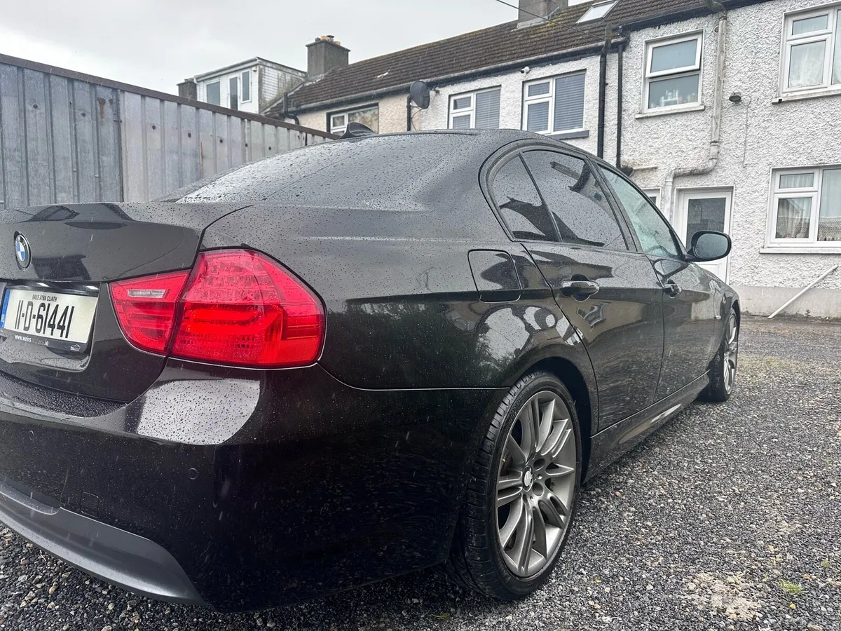 BMW 318i M Sport - Image 2