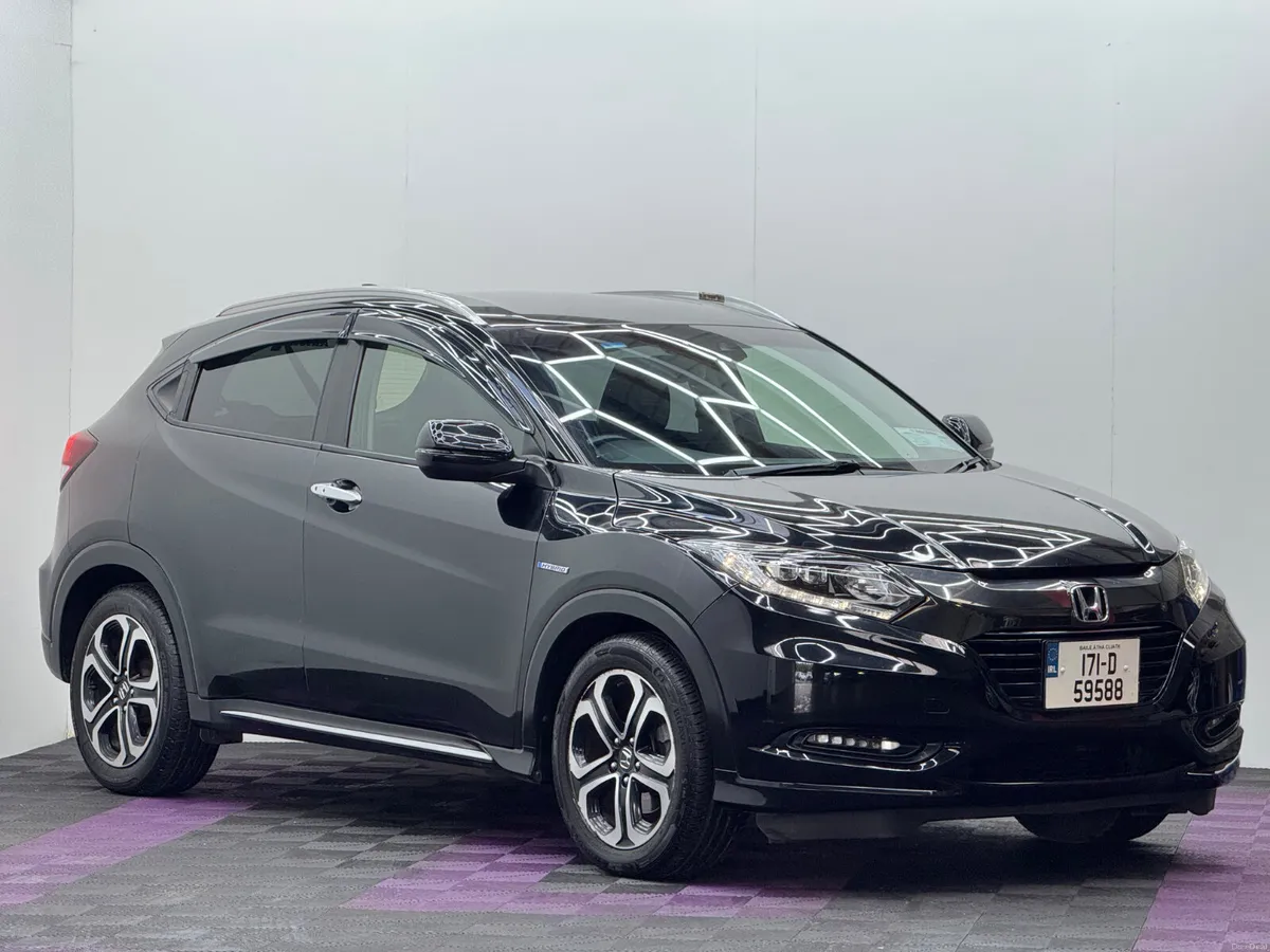 2017 Honda Vezel 1.5 Hybrid, Automatic - Image 1