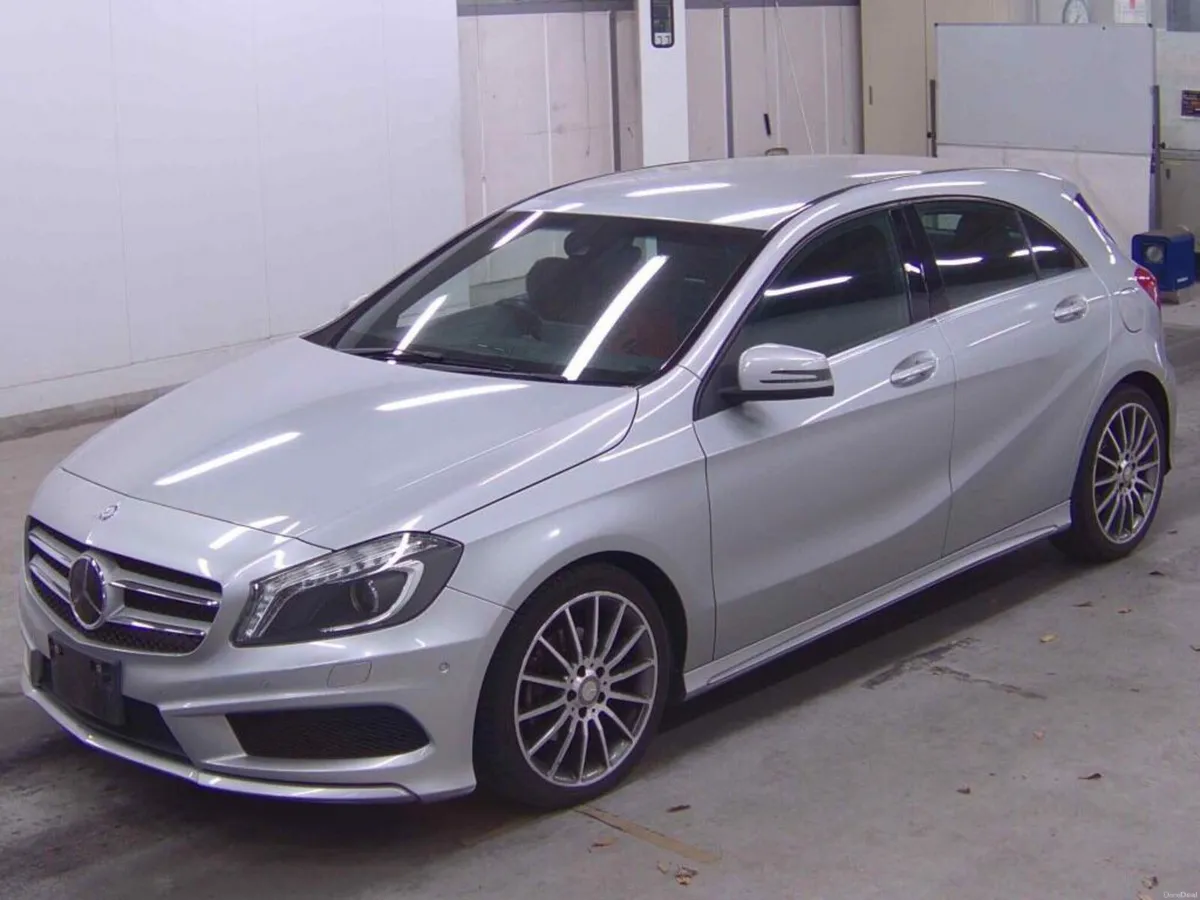 MERCEDES BENZ A180 AMG LINE NIGHT PACK AUTO 2015 - Image 1