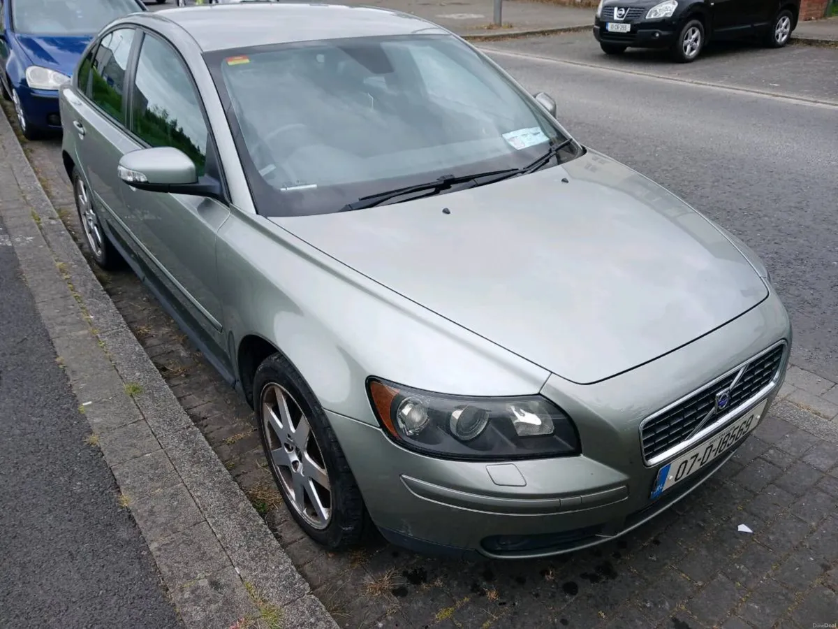 2007 volvo s40 **NCT 06/26** TAX 07/26 - Image 2