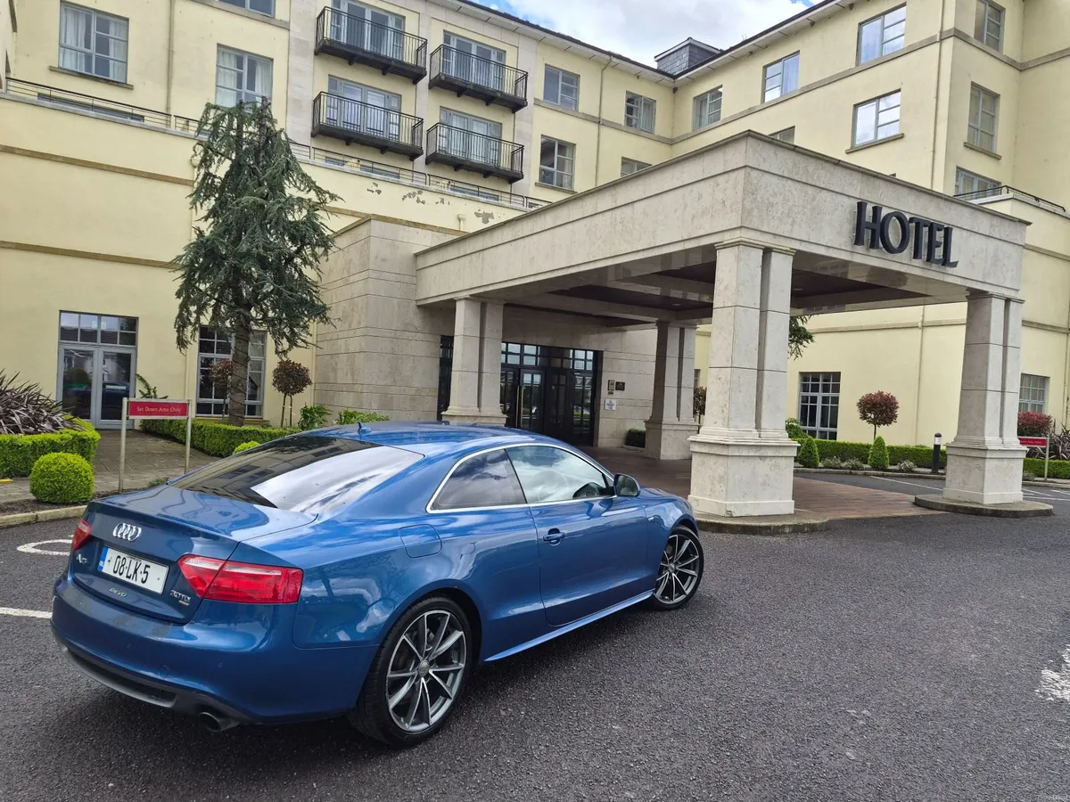 Audi A5 2008 - Image 2