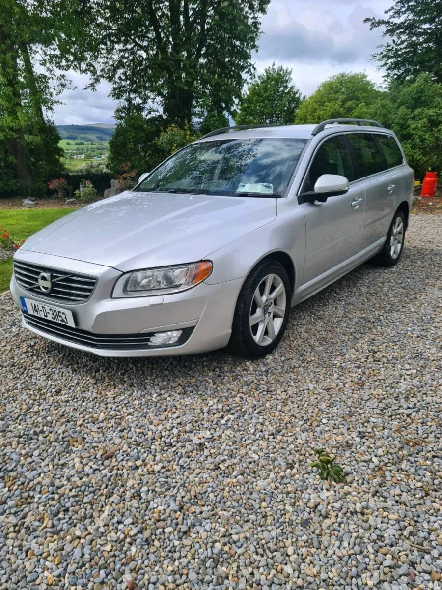 Volvo V70 D5 - Image 1