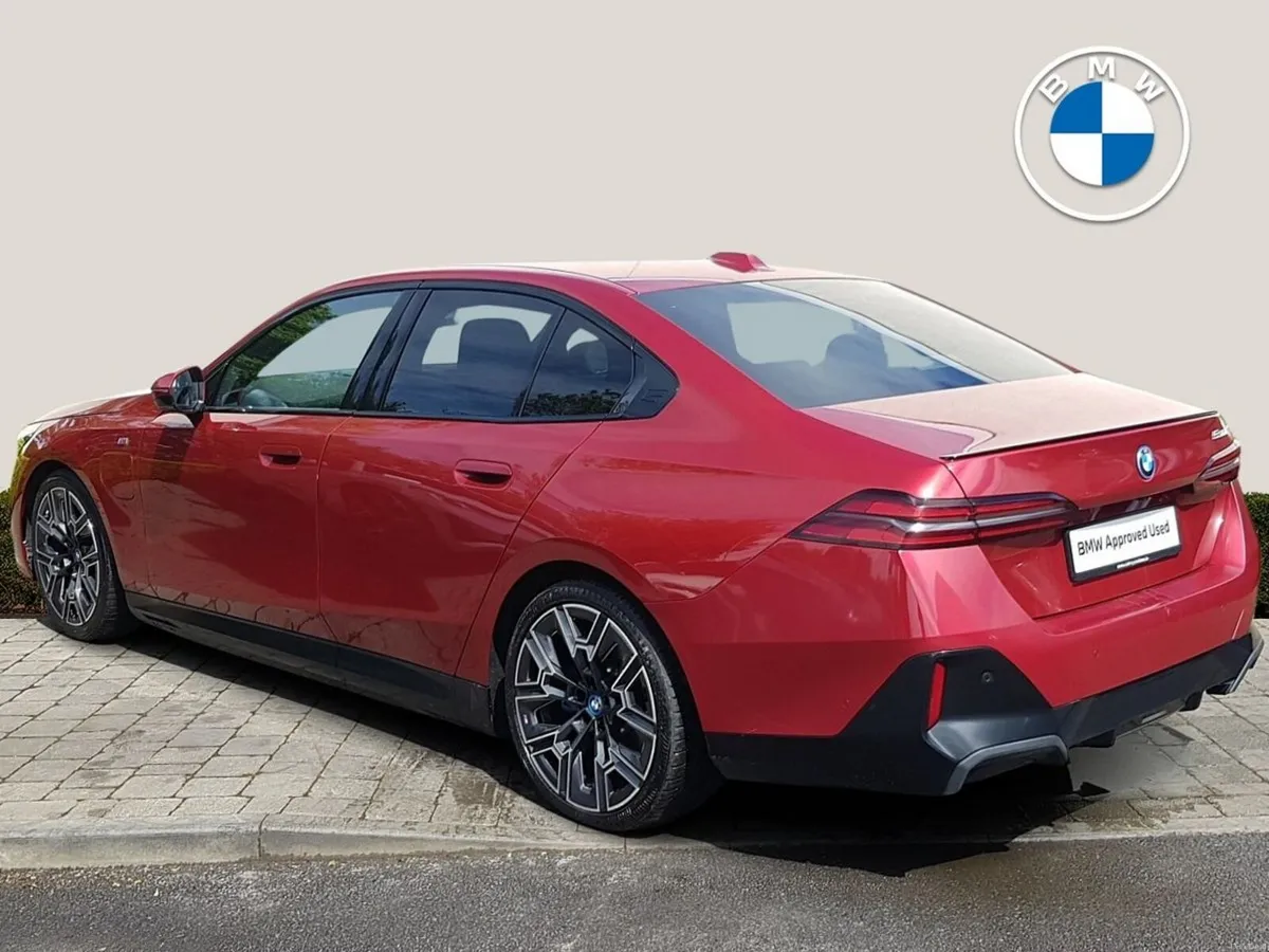 BMW 5-Series 530e M Sport - Image 2