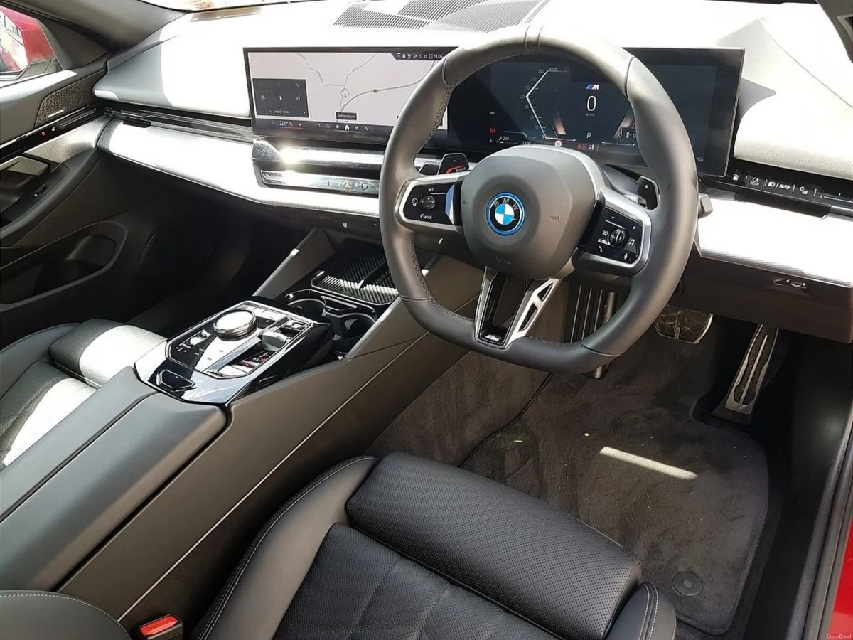 BMW 5-Series 530e M Sport - Image 6