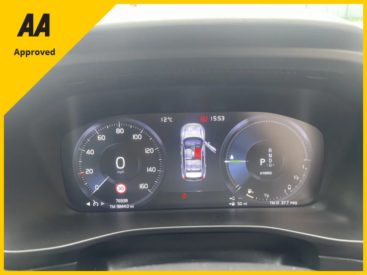 Volvo XC40 INSCRIPTION EXP T4RC RECHARGE T4 EXPRES - Image 4