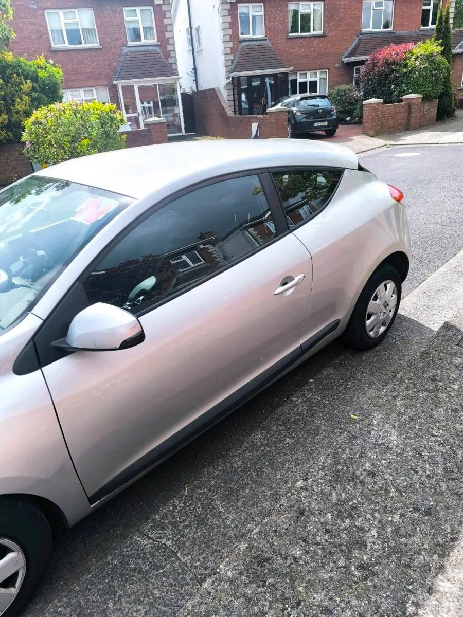 Car - Image 3