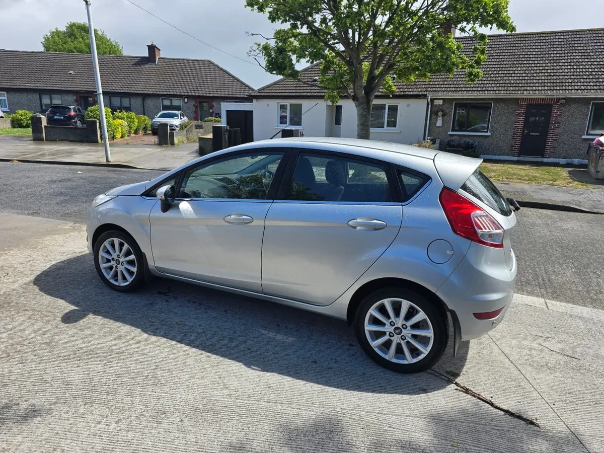 2017 Ford Fiesta Titanium 1.25 · 46k km - Image 2