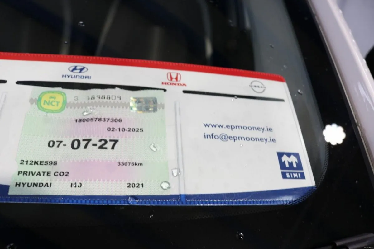Hyundai i10 AUTOMATIC DELUXE PLUS 1.0L PETROL HATC - Image 4