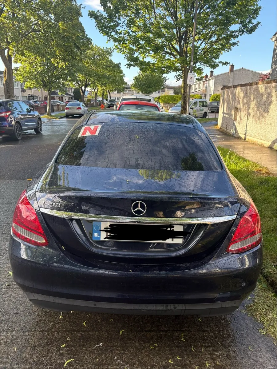 Mercedes c200 - Image 4