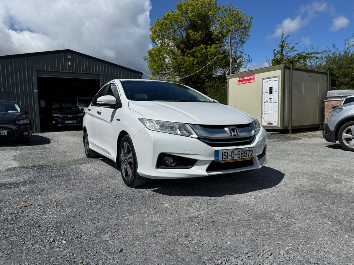 Honda Grace/Civic 1.5 Hybrid Auto .NEW NCT/Tax - Image 2