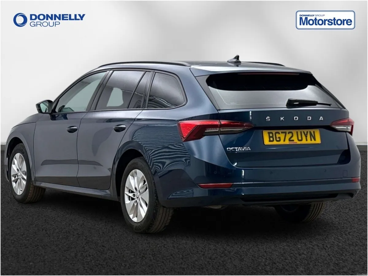 Skoda OCTAVIA Diesel Estate SE Technology - Image 3