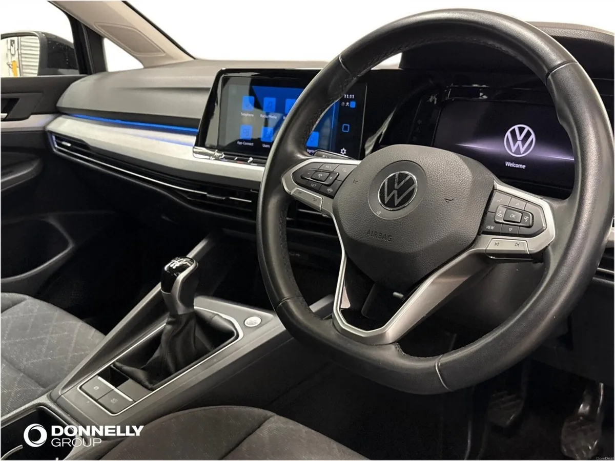 Volkswagen Golf Estate Life - Image 6