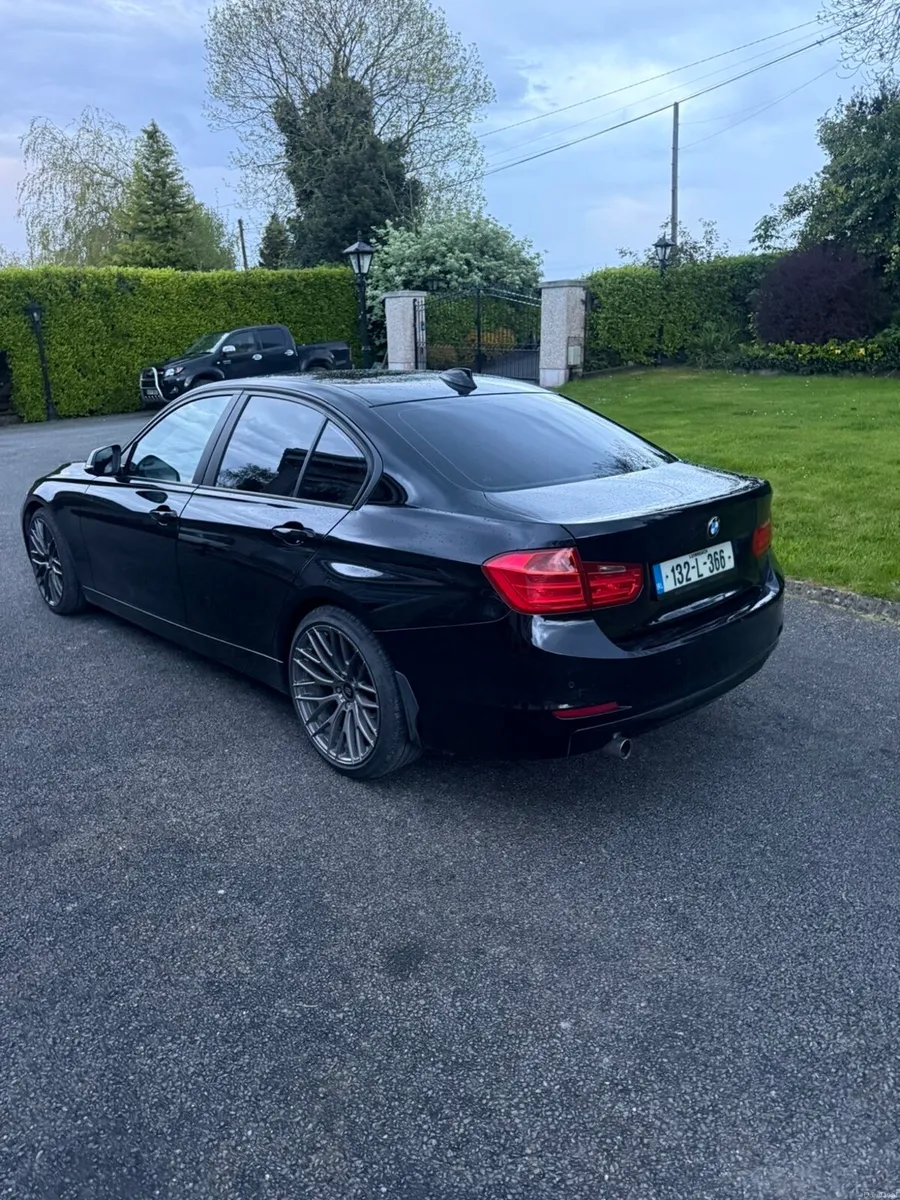 BMW 320d f30 luxury edition - Image 3