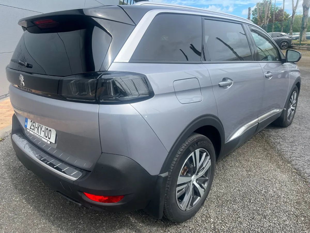 Peugeot 5008 2025 - Image 3