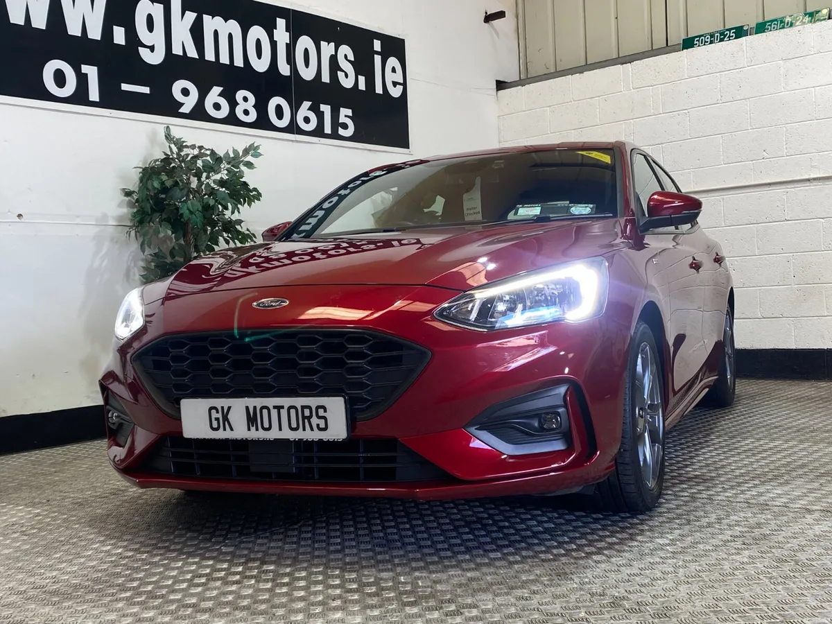 Ford Focus 2019///ST-LINE//LOW KLMS/// - Image 2