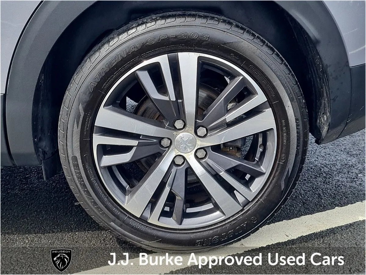Peugeot 3008 1.2 PureTech 130bhp Allure - Image 6
