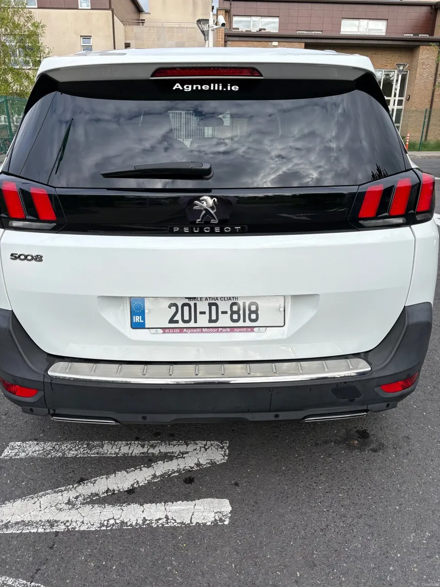 Peugeot 5008 2020 - Image 3