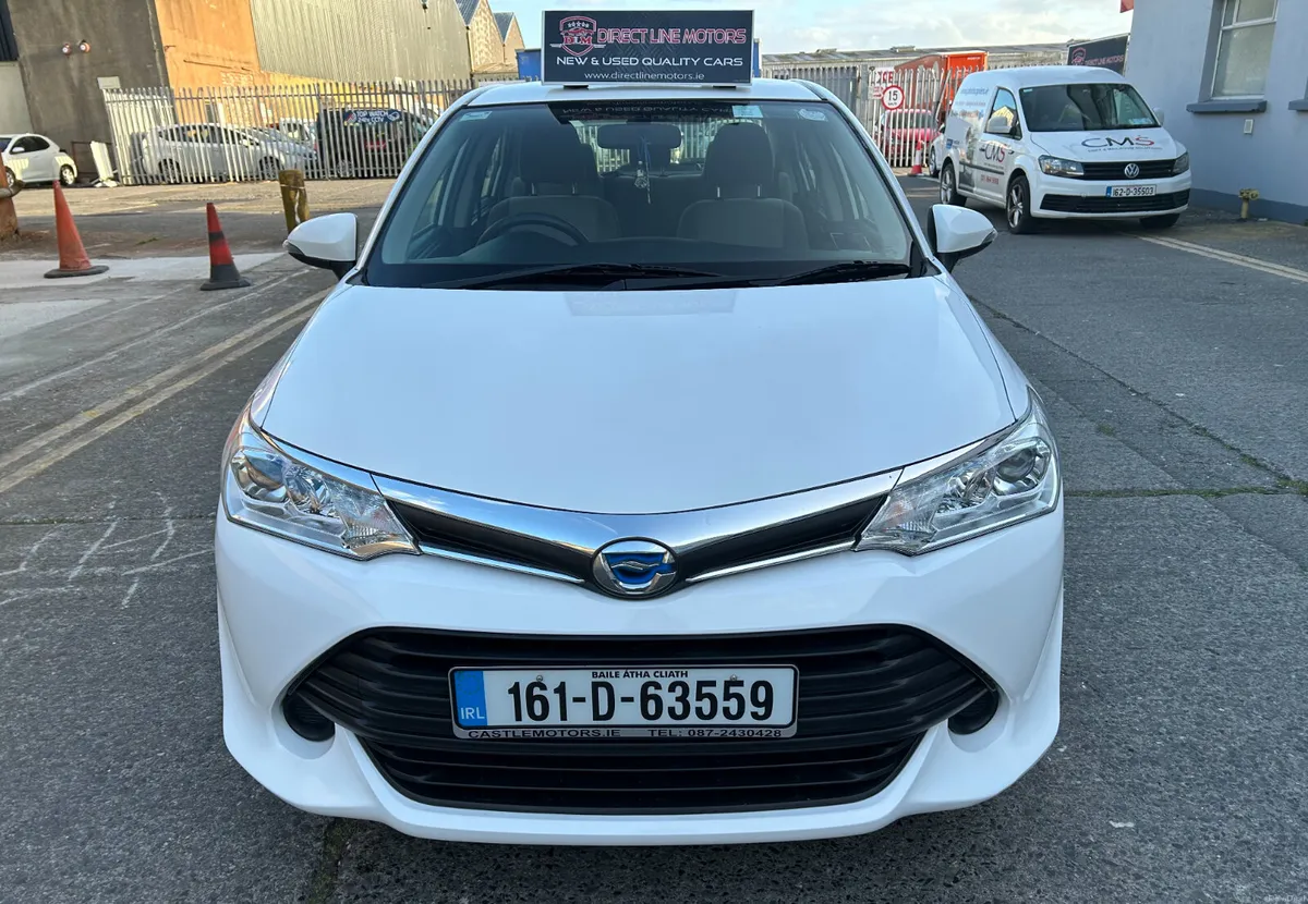 2016 Toyota Corolla / Axio - Image 3