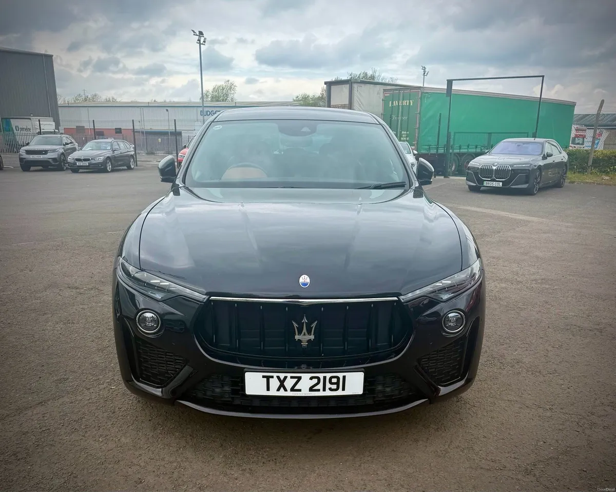 Maserati Levante 2021 V6 3.0D Nerissimo GranSport - Image 3