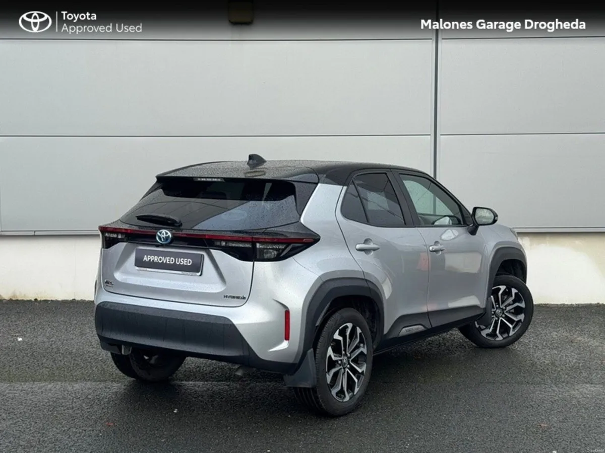 Toyota Yaris Cross 1.5 Hybrid Luna Sport Call Now - Image 2