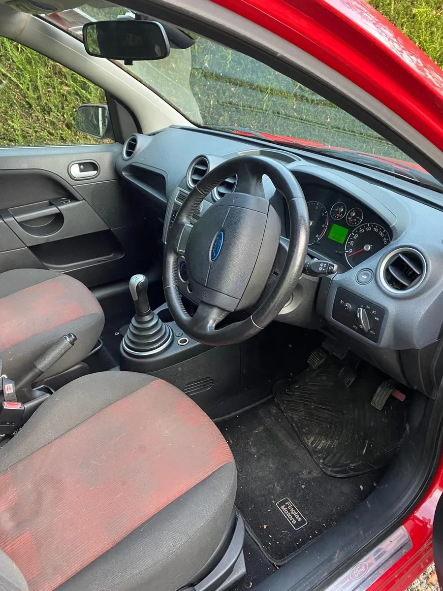 Ford Fiesta 2008 - Image 4