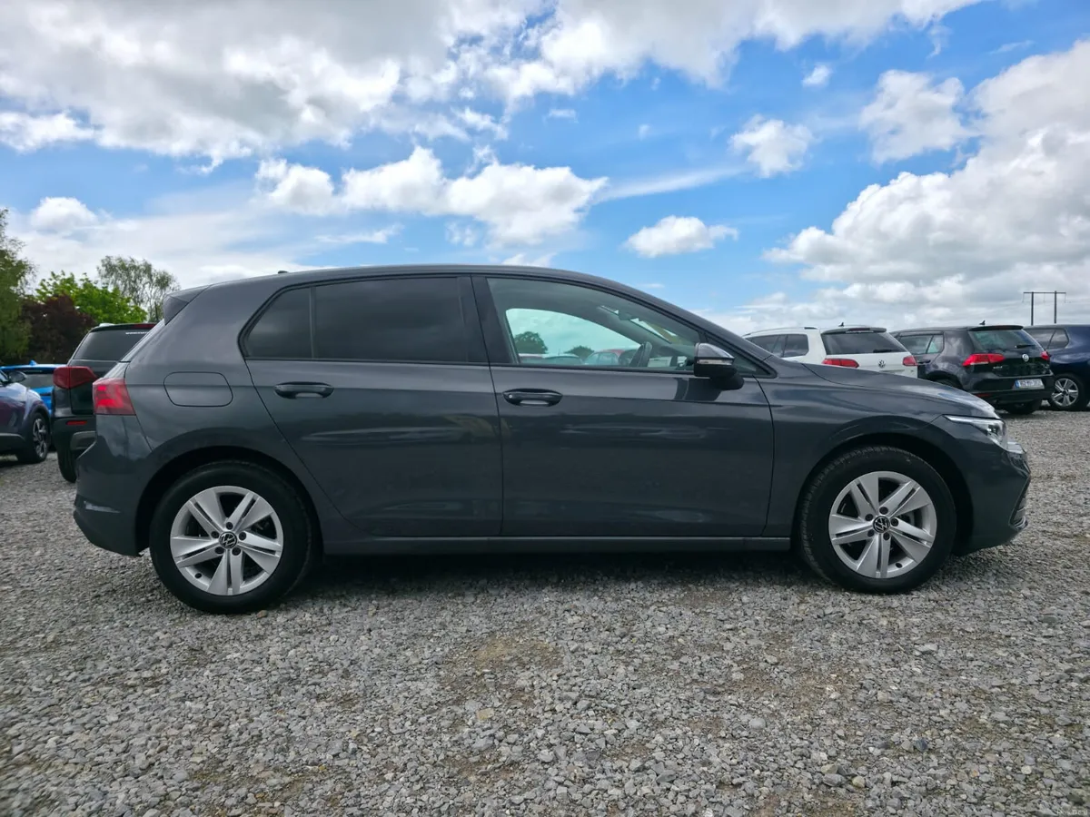 2022 Volkswagen Golf eTSI Style Automatic - Image 6