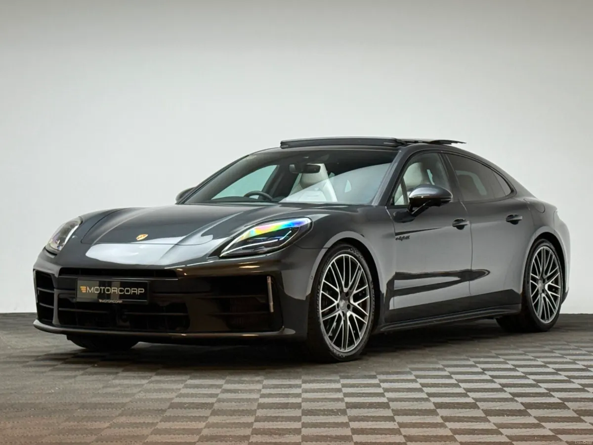 Porsche Panamera 4 PDK E-HYBRID - Image 3