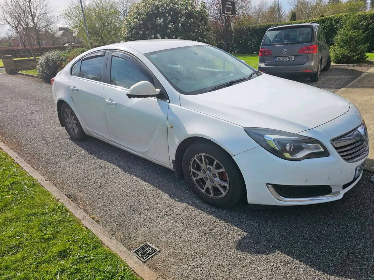 Car - Image 3