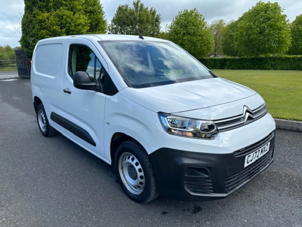 Citroen Berlingo 2023 - Image 1