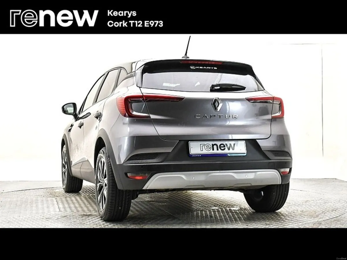 Renault Captur Limited Special Edition TCe 90 - Image 4