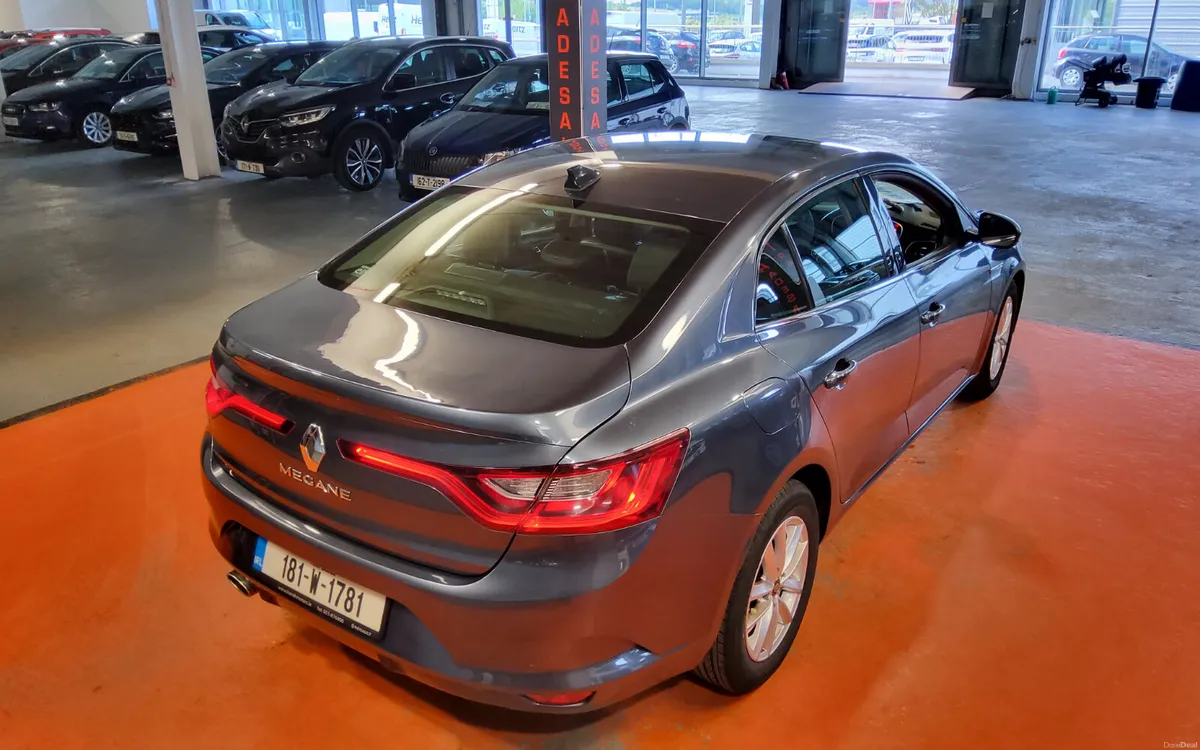 Renault Megane 2018 - Image 3