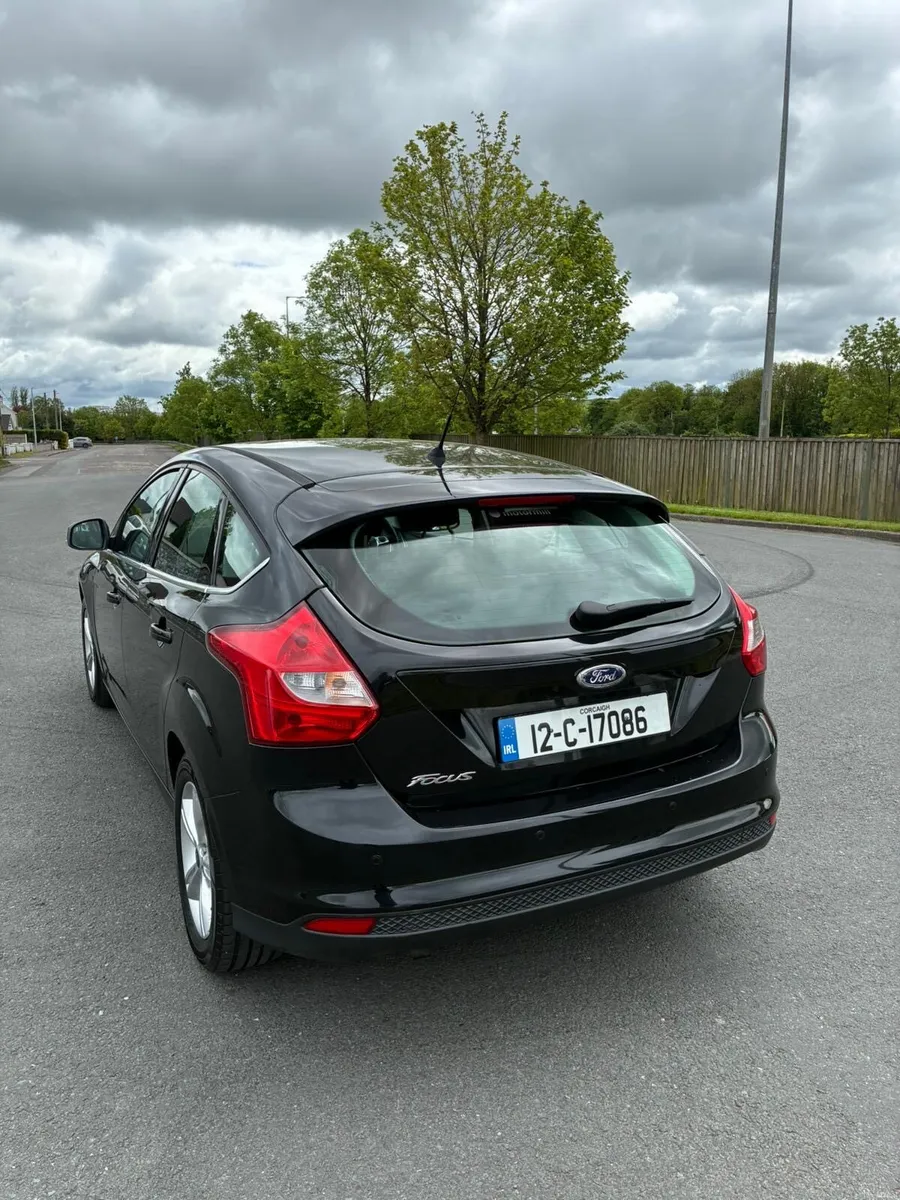 Ford focus 2012 one owner car - Image 3