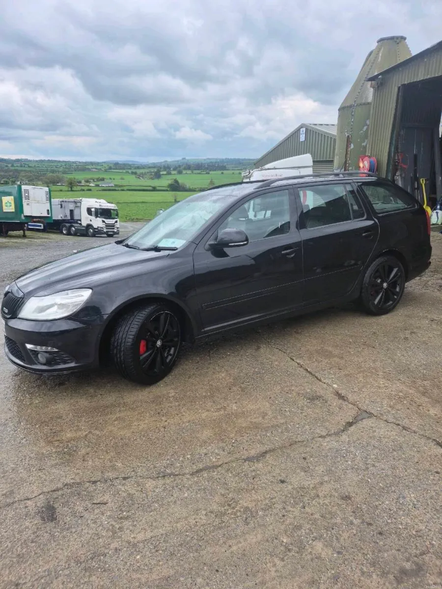 Skoda Vrs 2013 2L TDI Blackline - Image 2