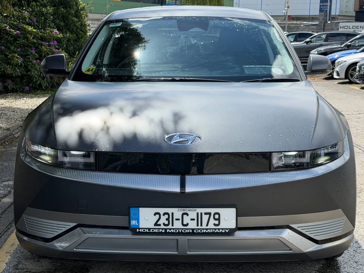 2023 Hyundai IONIQ 5. PREMIUM. 77KWH BATTERY - Image 4